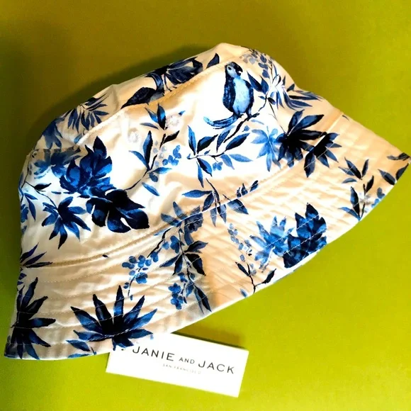 ⭐️SALE⭐️New Janie and Jack size 2T-3 Summer Hat, White +tropical foliage/birds - Picture 3 of 7
